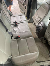 Load image into Gallery viewer, Extensive Interior