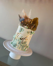 Load image into Gallery viewer, 6” Bespoke Custom Cake
